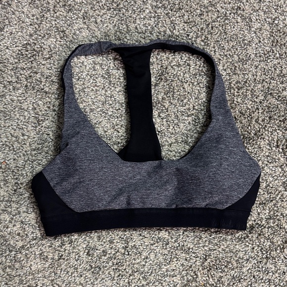 Lululemon Box It Out Bra size 4 - Picture 1 of 5